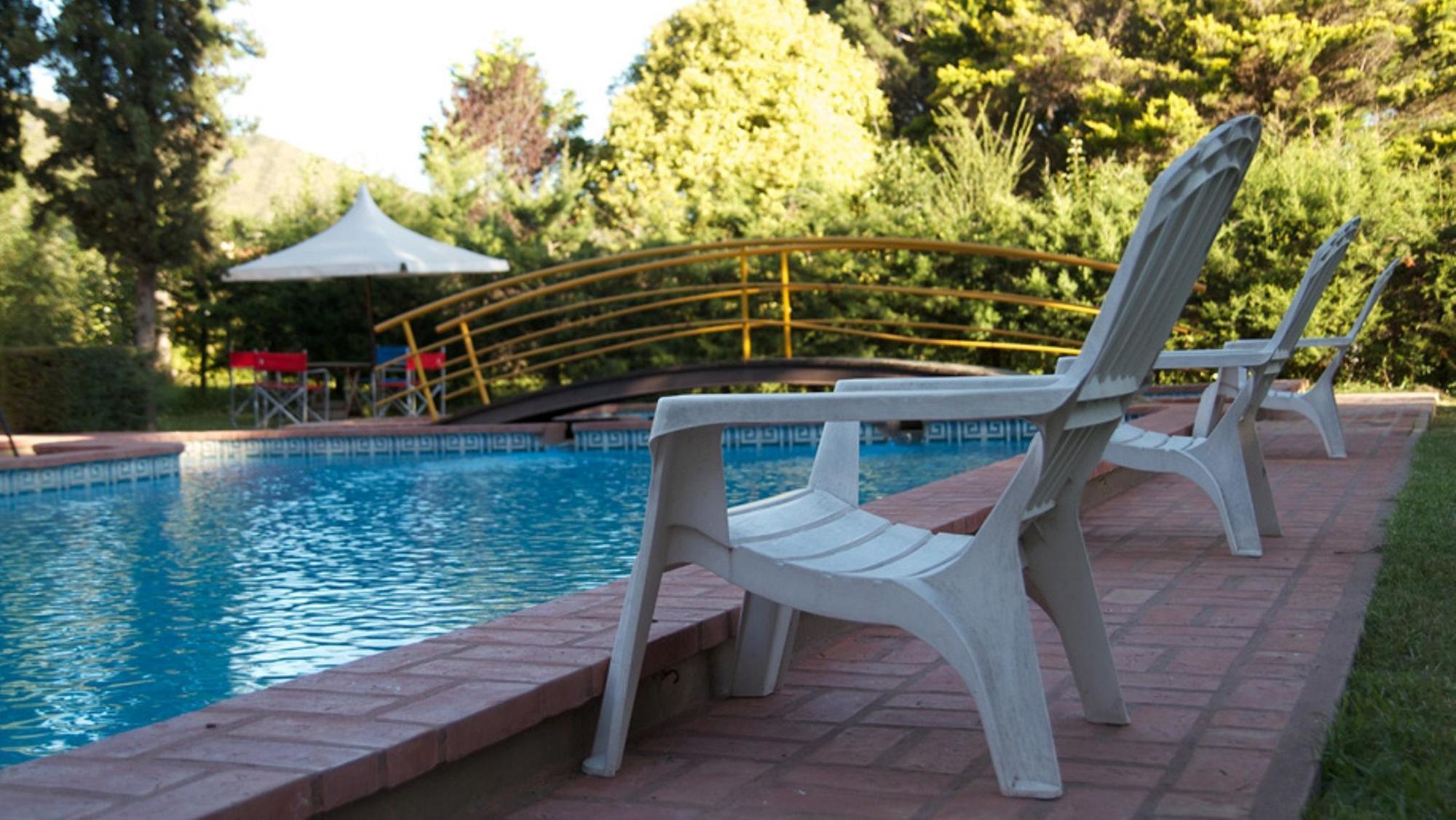 Hotel Blumig Villa General Belgrano Luaran gambar