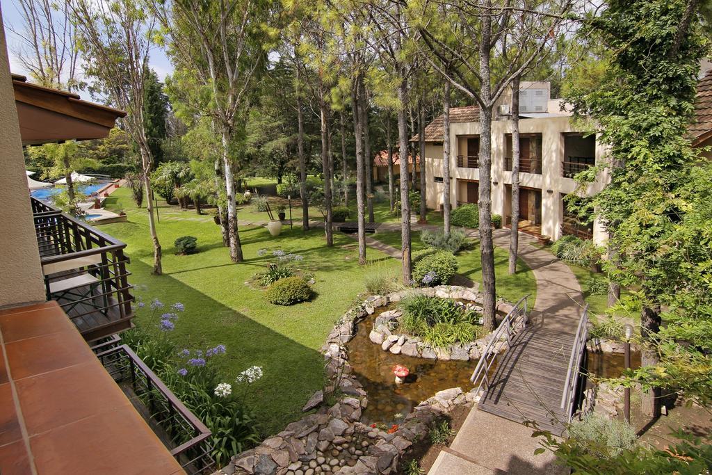 Hotel Blumig Villa General Belgrano Luaran gambar